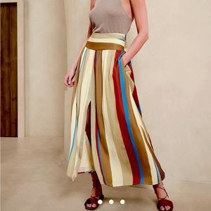 NWT silky drop waist maxi skirt with pockets!